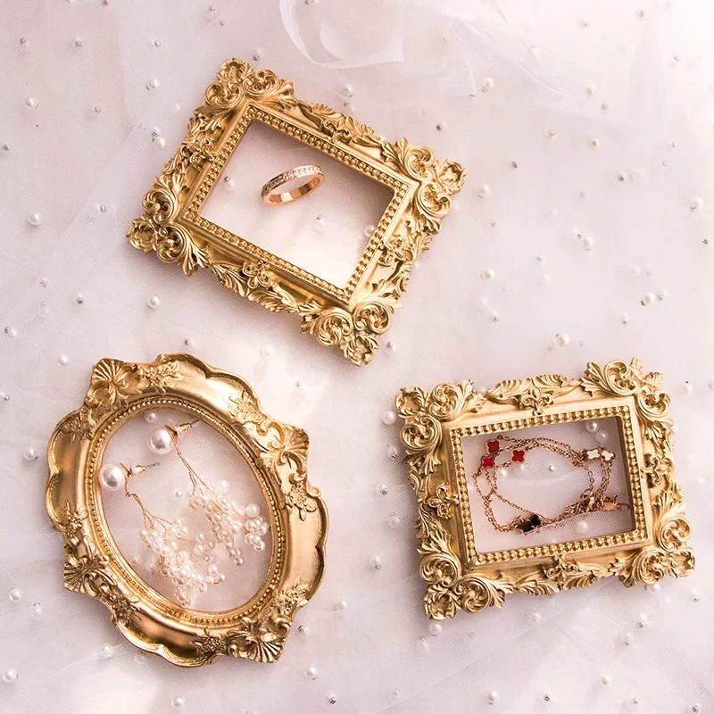 Resin Decoration Retro Embosse - Luxury Lifestyle Picture 评论和价格