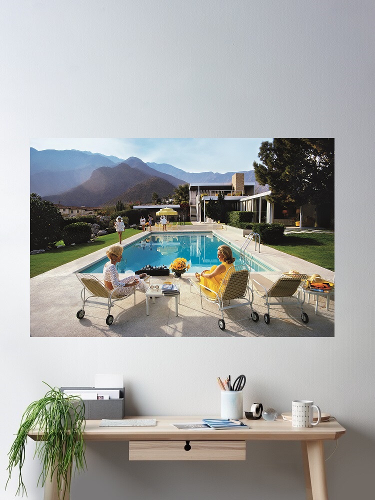 Retro Poolside Host Luxury Lif - Luxury Lifestyle Picture 评论和价格