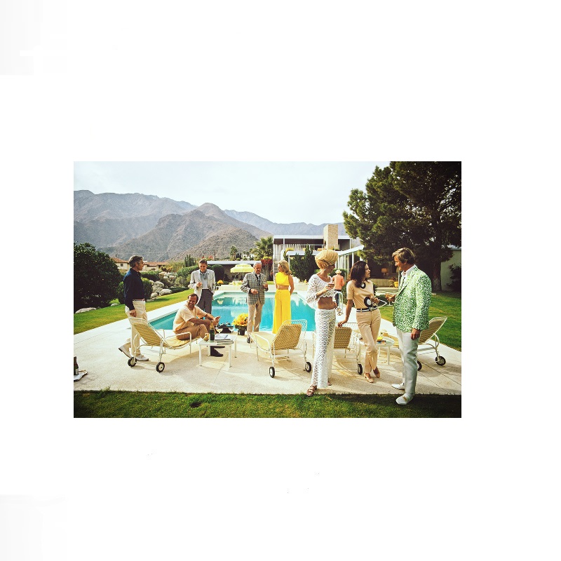 Retro Poolside Host Luxury Lif - Luxury Lifestyle Picture 评论和价格